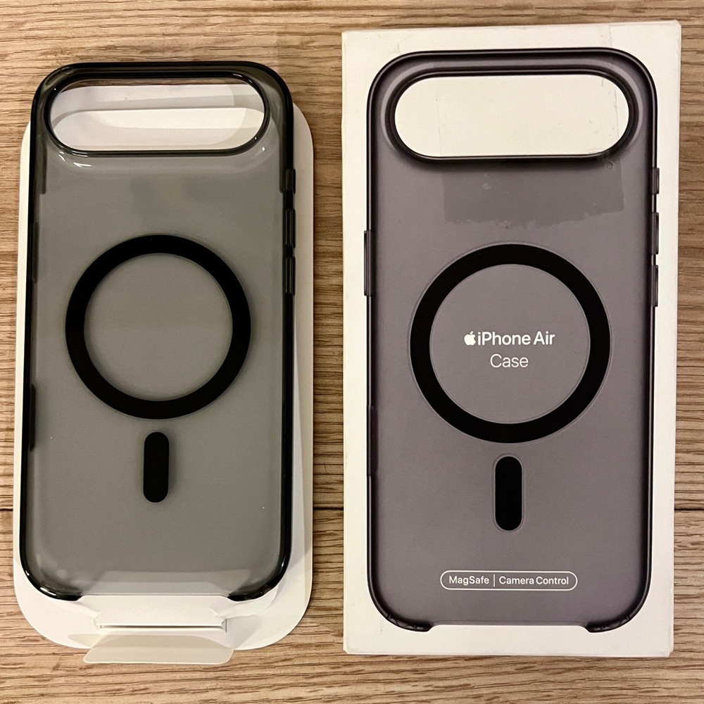 Apple iPhone Air Case with MagSafe & Camera Control-Shadow NEW In Open Box